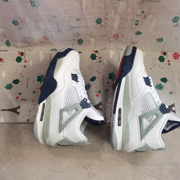 Midnight Blue Air Jordan AJ4 Sneakers - Picture 5 of 10